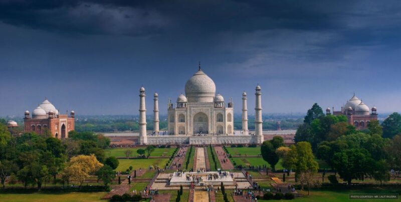 From Delhi: Luxury 2 Days Taj Mahal Tour By Car - FAQ