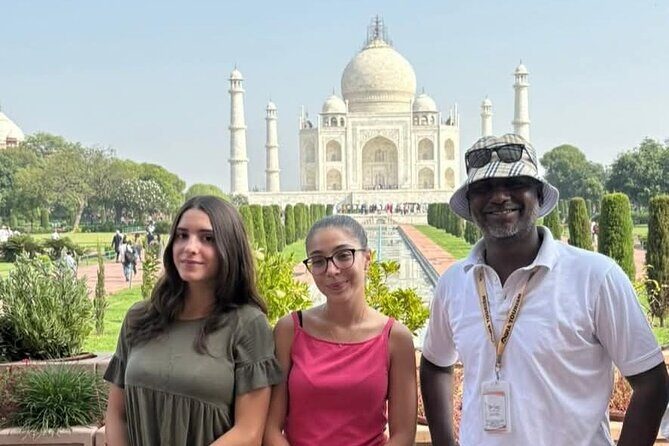 From Delhi: Luxury Group tour of Agra by Car: TOP RATED TOUR - Key Points