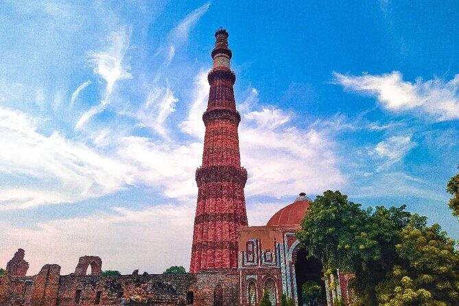 From Delhi: New and Old Delhi Private Sightseeing Tour - The Comfort of Private Transportation and Guided Expertise