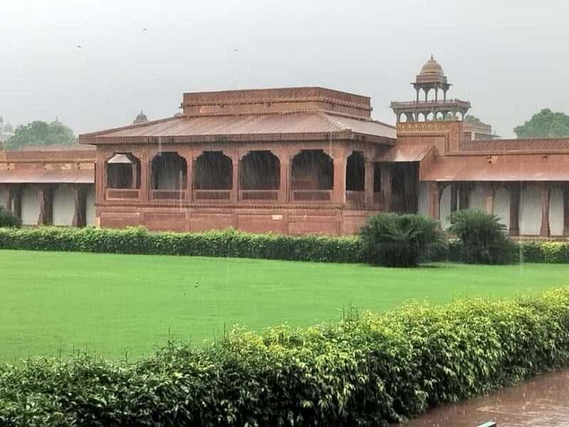 From Delhi: Overnight Agra/Taj Mahal Tour & Fatehpur Sikri - Practical Details that Matter
