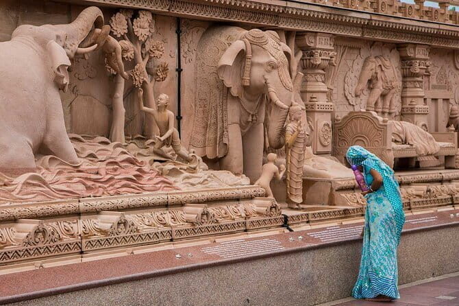 From Delhi: Overnight Taj Mahal & Agra City Tour by Car - Authentic Experiences & Genuine Value