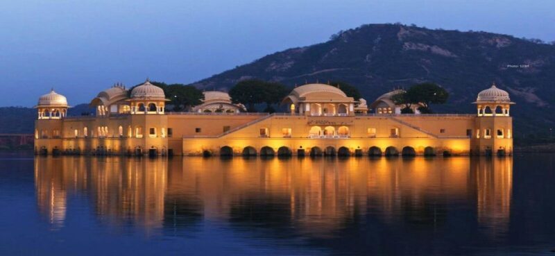 From Delhi : Private Jaipur City Guided Tour With Transfer - Why Choose a Private Day Trip to Jaipur?