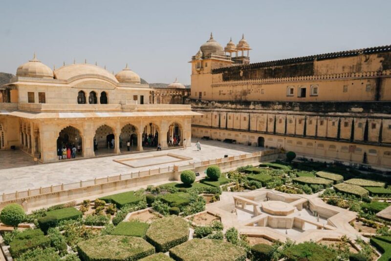 From Delhi: Private Jaipur Day Trip with Driver & Guide - Scenic Photo Stop at Jal Mahal