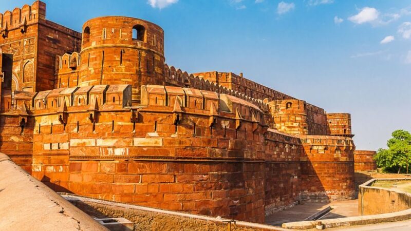 From Delhi: Private Taj Mahal & Agra Fort Day Trip by AC Car - Authenticity and Guides: What Travelers Say