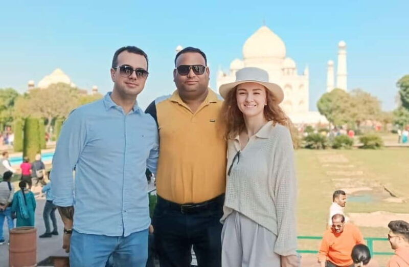 From Delhi: Private Taj Mahal & Agra Tour with 5* Lunch - Mid-Morning Break and a Luxurious Lunch