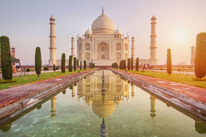 From Delhi: Private Taj Mahal & Agra Tour with 5* Lunch - What Travelers Should Know