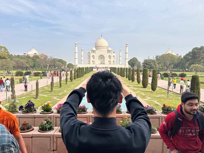 From Delhi: Private Taj mahal and Agra Fort with Car Tour - The Itinerary in Detail: What to Expect