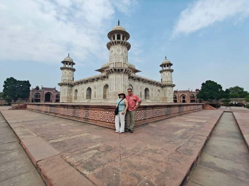 From Delhi: Private Taj Mahal Day Tour with Fast-Track Entry - Authentic Experiences Highlighted by Travelers