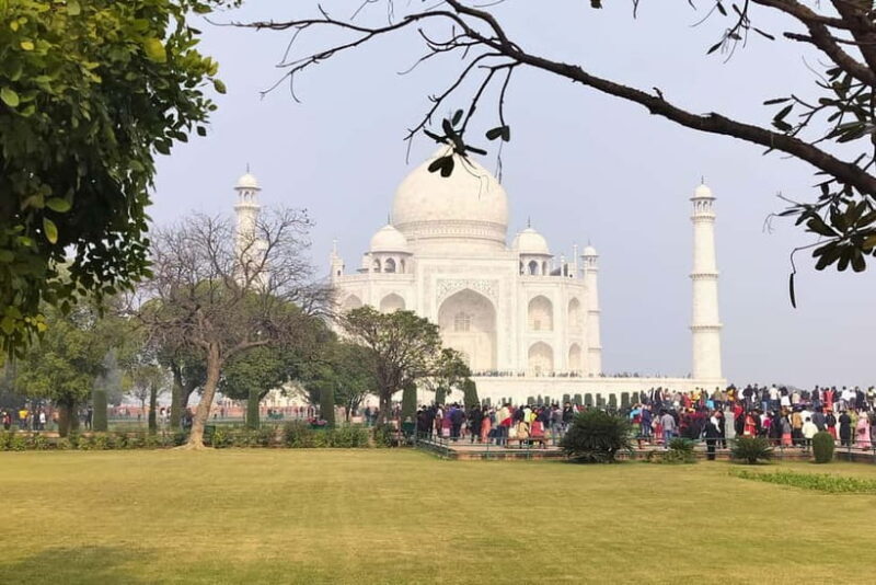 From Delhi: Same Day Taj Mahal, Agra Day Tour By Car - An In-Depth Look at the Tour Experience