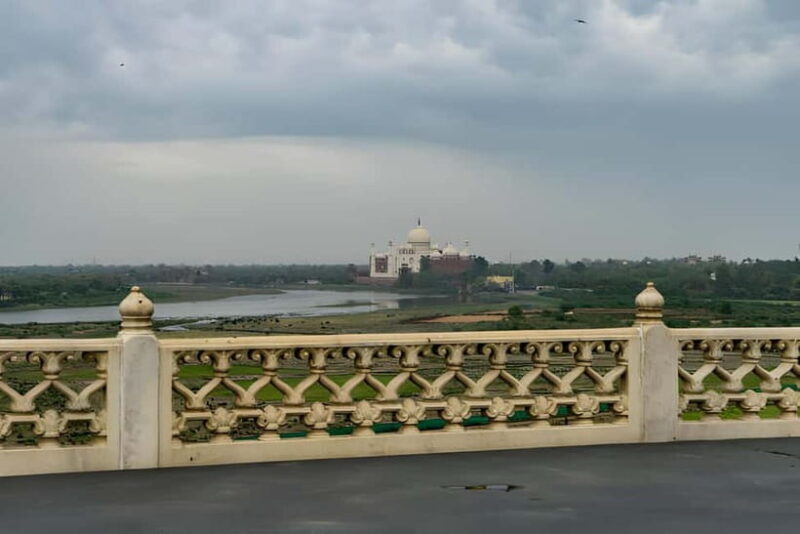 From Delhi: Same Day Taj Mahal & Agra Day Tour by Car - A Detailed Look at the Tour Experience