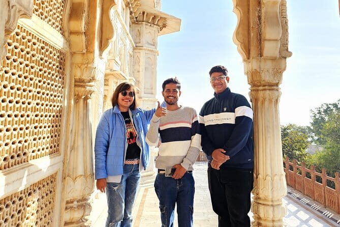 From Delhi: Same Day Taj Mahal & Agra Tour by Car -All Inclusive - What’s Included and What’s Not