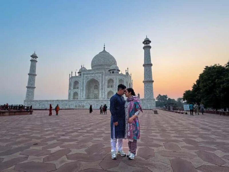 From Delhi: Same Day Taj Mahal Tour with lunch in 5 star - Key Points