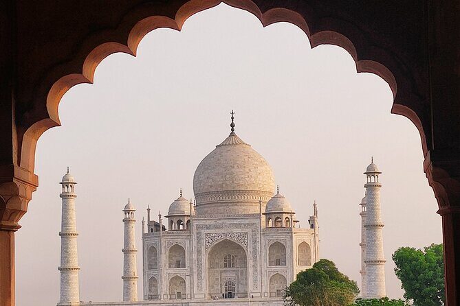 From Delhi: Skip-The-Line, Taj Mahal Day Tour With Entrance Fee - Exploring Agra Fort