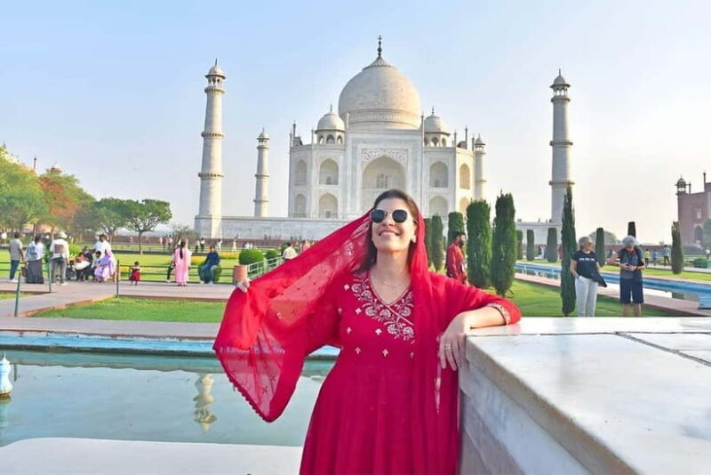 From Delhi: Sunrise Taj Mahal, Agra Fort & Baby Taj Day Tour - An In-Depth Look at the Tour