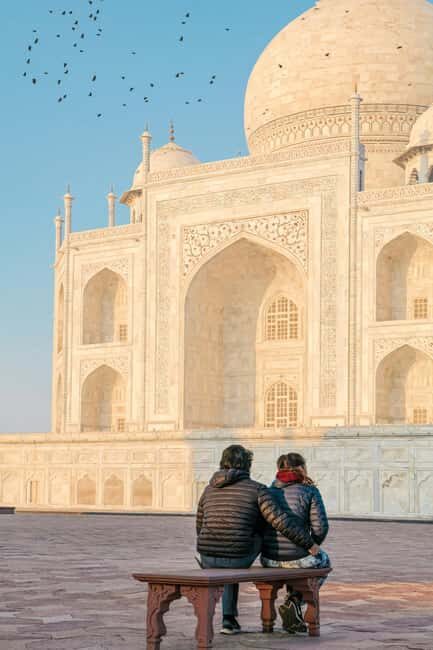 From Delhi: Sunrise Taj Mahal Tour with Lunch at 5 Star - Starting Your Day Early for the Best Views