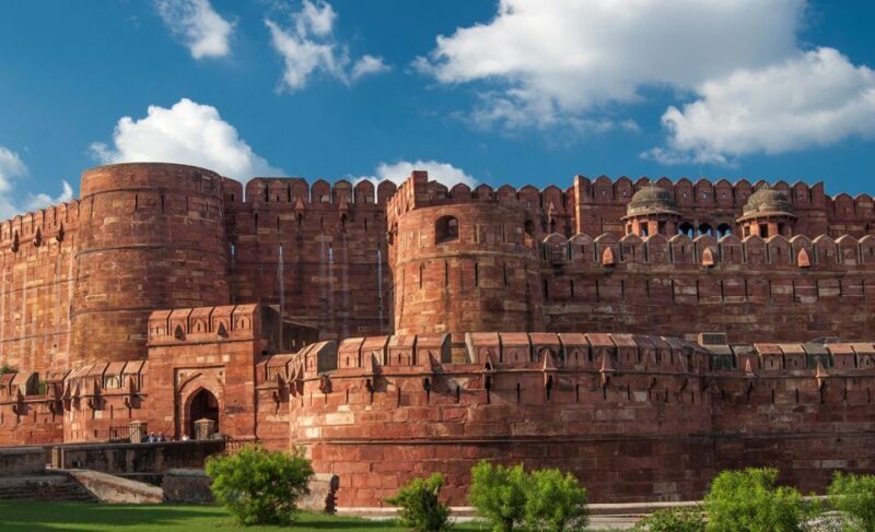 From Delhi: Taj Mahal & Agra City Tour By Gatiman Train - Who Should Consider This Tour?