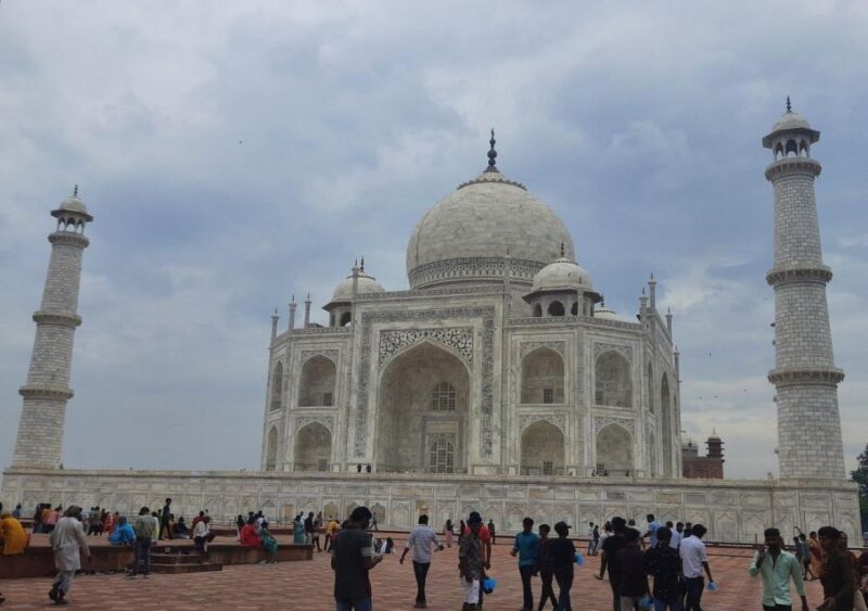 From Delhi: Taj Mahal & Agra City Tour By Private Car - Mehtab Bagh: A Sunset View