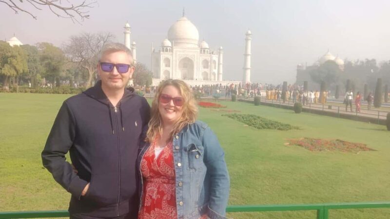 From Delhi: Taj Mahal, Agra Fort and Fatehpur Sikri Day Tour - Exploring the Itinerary in Detail