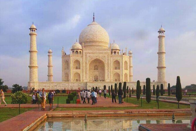From Delhi: Taj Mahal, Agra Fort & Baby Taj Same Day Tour by Car - FAQs