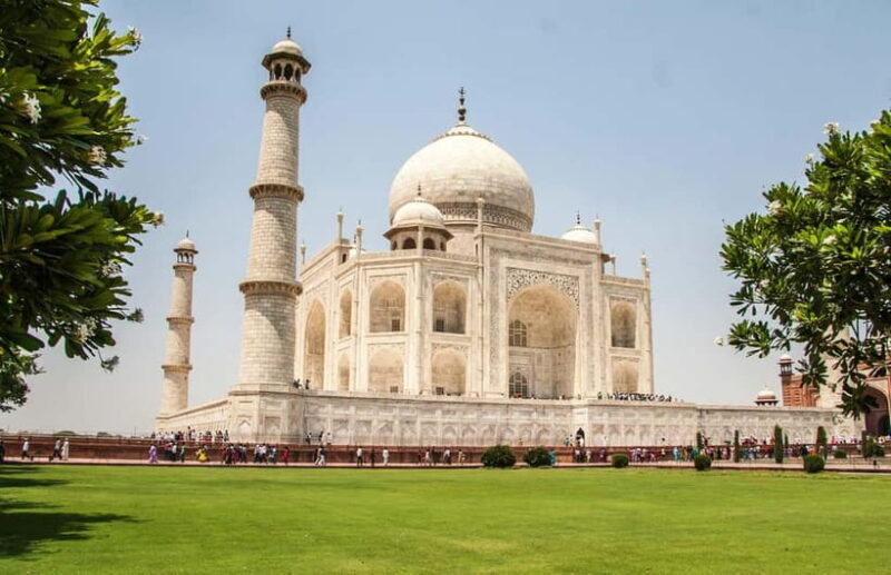 From Delhi: Taj Mahal, Agra Fort & Baby Taj with 5* Lunch - Key Points