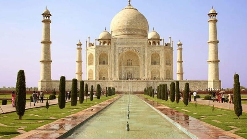 From Delhi: Taj Mahal & Agra Fort Tour by Car with 5* Lunch - The Journey Begins: From Delhi to Agra