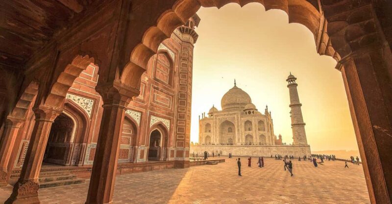 From Delhi: Taj Mahal & Agra Fort Tour by Car with 5* Lunch - Who Should Consider This Tour?