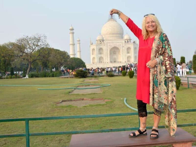 From Delhi: Taj Mahal & Agra Tour by Gatimaan Express Train - An Efficient Journey from Delhi to Agra
