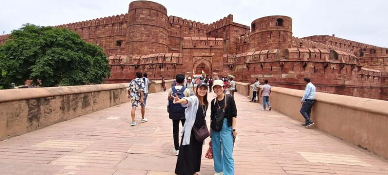 From Delhi: Taj Mahal & Agra Tour by Gatimaan Express Train - Key Points