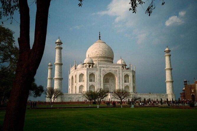 From Delhi: Taj Mahal & Agra Tour by Gatimaan Express Train - Who Would Love This Tour?