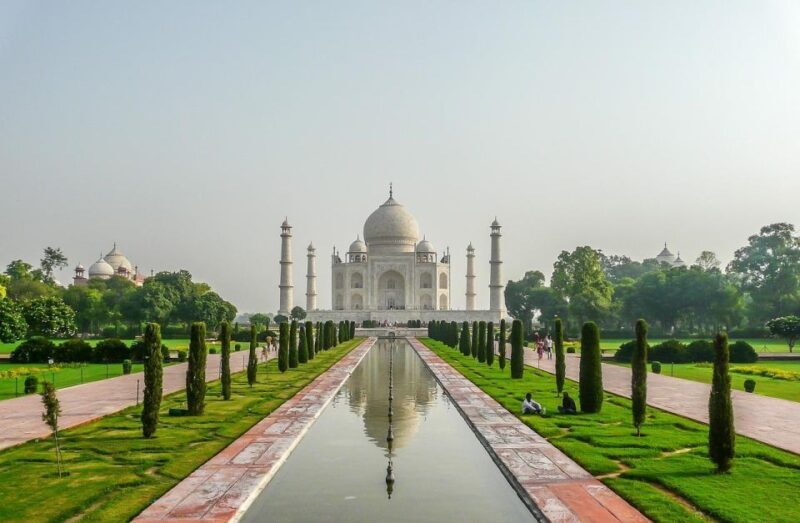 From Delhi: Taj Mahal Sunrise & Agra Fort Guided Day Trip - Detailed Breakdown of the Experience