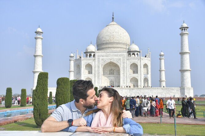 From delhi:(Vip entry)All Inclusive Taj Mahal & Red Fort day trip - Why This Tour Offers Good Value