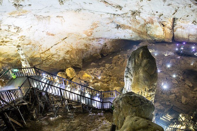 From Dong Hoi: Paradise Cave and Zipline Dark cave full day tour - An In-Depth Look at the Journey