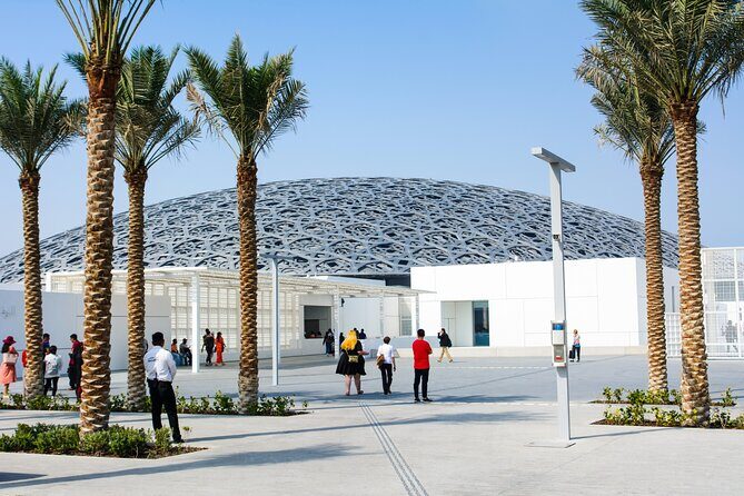 From Dubai: Abu Dhabi City Sightseeing And Sheikh Zayed Mosque - An In-depth Look at the Itinerary