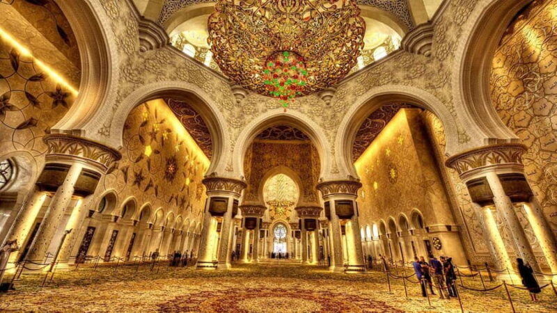From Dubai: Abu Dhabi Grand Mosque Visit & Theme Park Option - Transportation, Timing, and Group Size