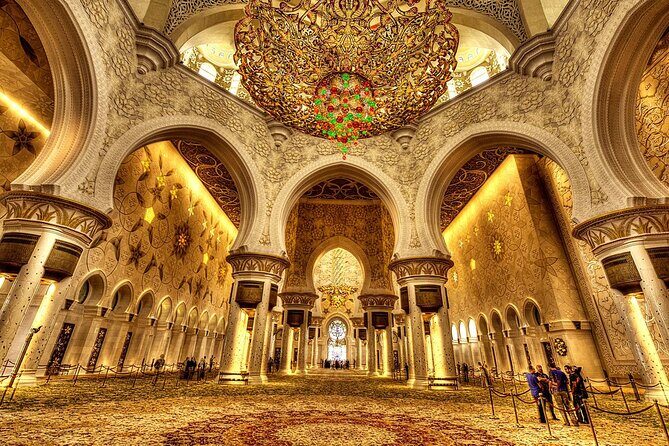 From Dubai: Abu Dhabi Premium Full-Day Sightseeing Tour & Louvre - Detailed Review of the Tour Experience