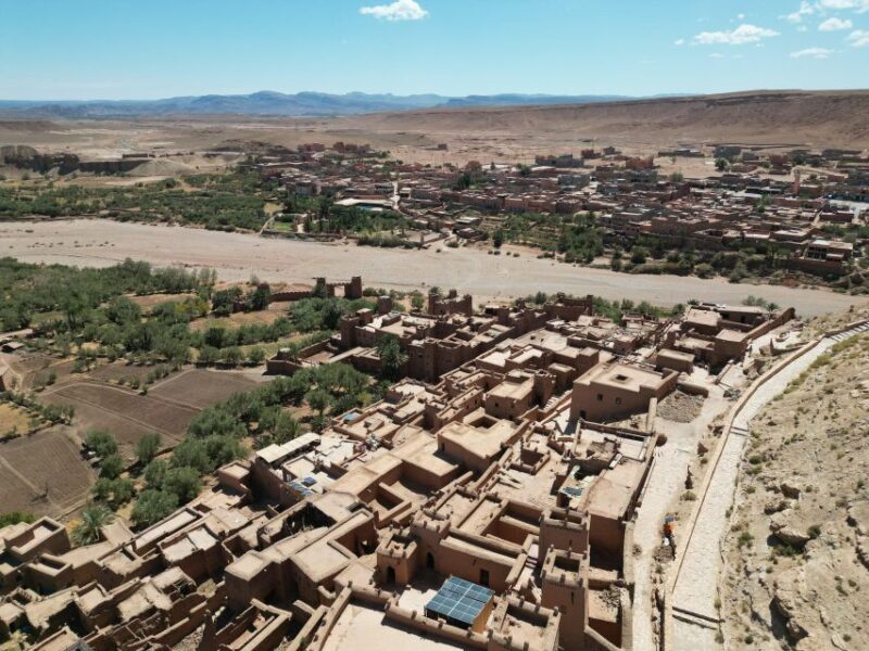 From Fes: 3-Day Luxury Desert Tour to Marrakech via Merzouga - Day 1: Fes to Merzouga via Ifrane and Ziz Valley