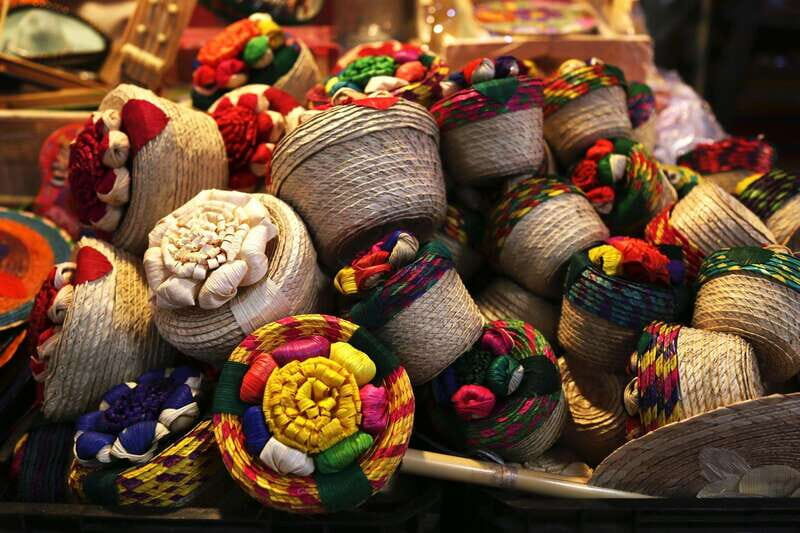 From Guadalajara: Enchanting Lake Chapala & Ajijic Day Trip - Ajijic: Artistic, Colonial, and Colorful