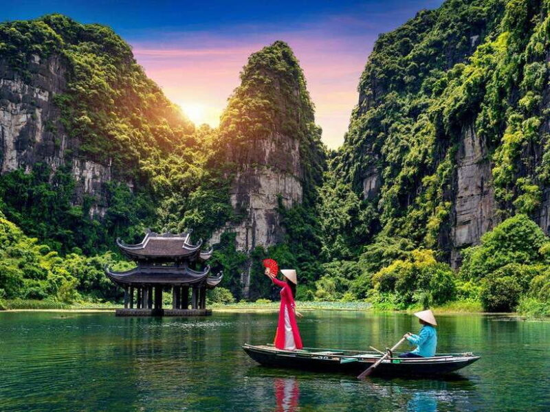 From Hanoi: 1-Day Tour Ninh Binh: Hoa Lu, Trang An, Hang Mua - Key Points
