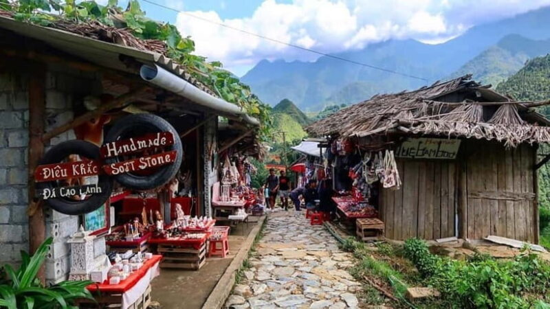 From Hanoi: 2-Days Sapa Trek Lao Chai/Cat Cat, Fansipan Peak - Introduction: A Glimpse into Sapa from Hanoi