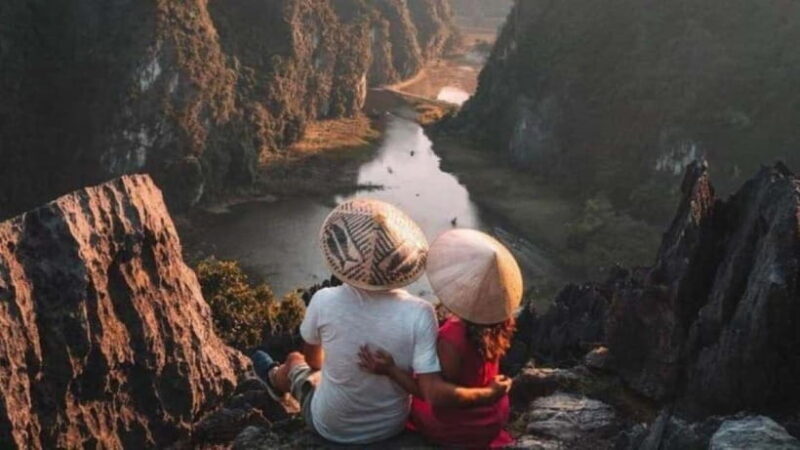 From Hanoi : 4-day Ninh Binh-Halong Bay Cruise with Balcony - Transitioning to Halong Bay: The Cruise Experience