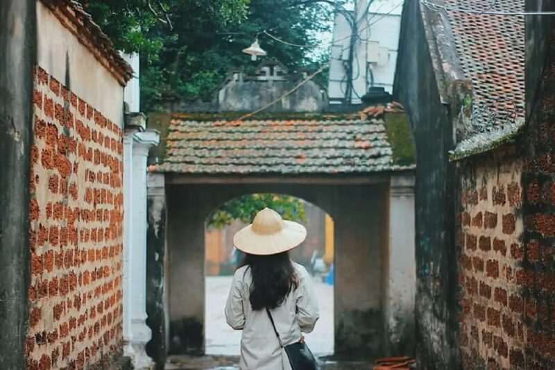 From Hanoi: Duong Lam Ancient Village Day Tour with Lunch - What Travelers Say