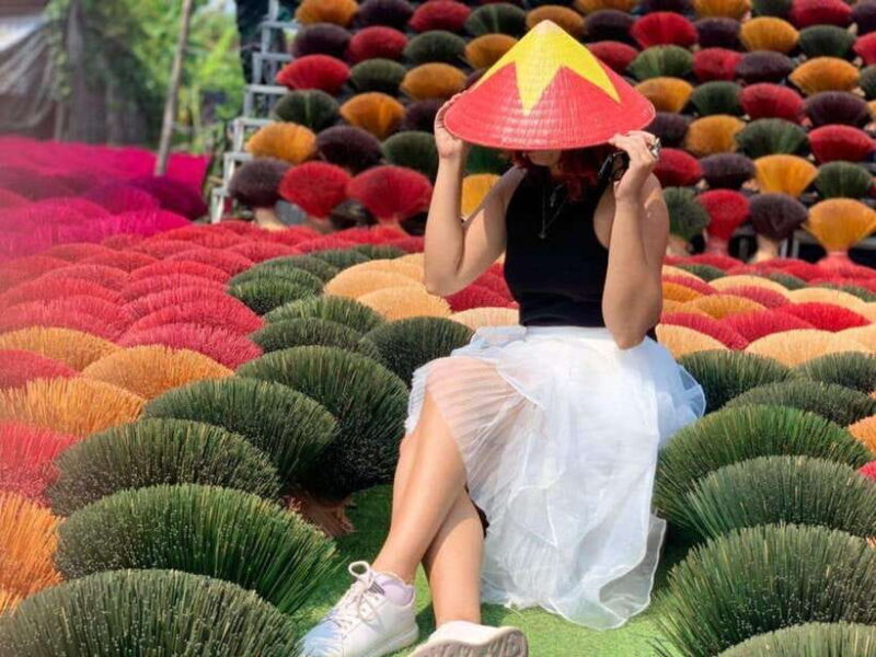 From Hanoi: Half-Day Tour to Incense & Hat Villages - Key Points