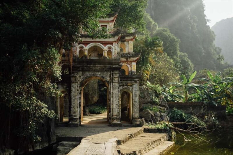 From Hanoi: Hoa Lu or Bai Dinh And Bich Dong And Thung Nham - FAQs