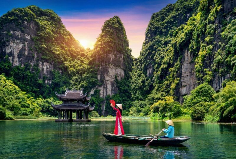 From Hanoi: Hoa Lu-Trang An-Mua Cave Luxury Trip w/Limousine - An In-Depth Look at the Tour