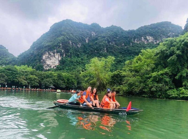 From Hanoi: Luxury Ninh Binh tour with lunch and cycling - Who Will Love This Tour?