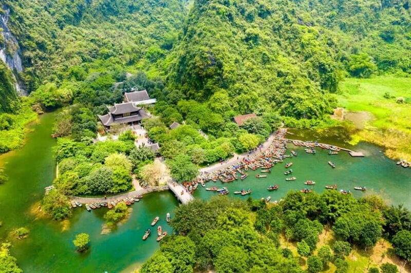 From Hanoi: Ninh Binh Boat Ride, Mua Cave Hike, Temple Visit - Lunch and Cultural Flavors