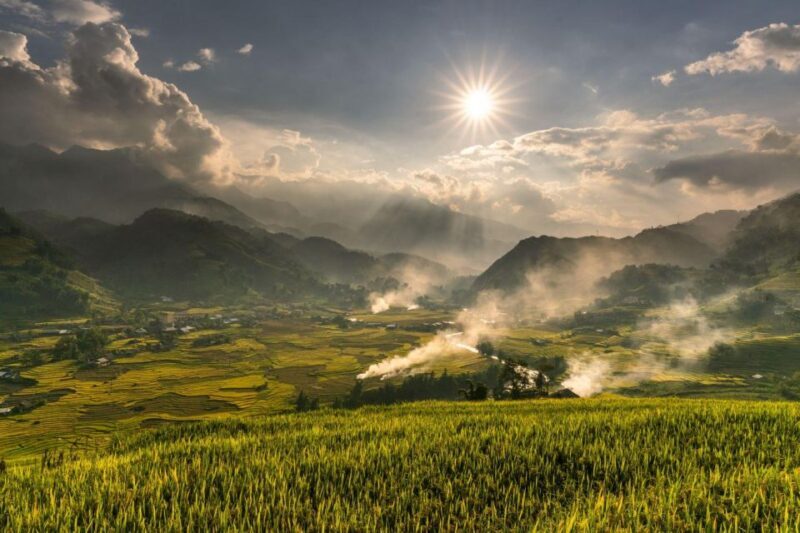 From Hanoi: Sapa 2D1N Hotel overnight by Morning bus - The Journey Begins: Hanoi to Sapa