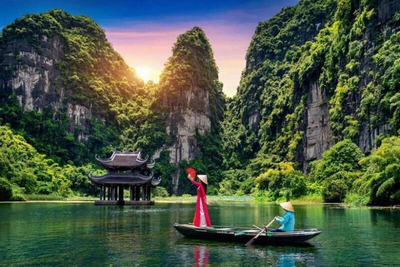 From Hanoi: Trang An, Hoa Lu & Mua Cave Full-Day Luxury Tour - A Comfortable Start and Smooth Transportation