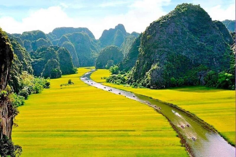 From Hanoi: Visit Hoa Lu & Trang An or Tam Coc & Mua Caves - The Choice: Tam Coc or Trang An?