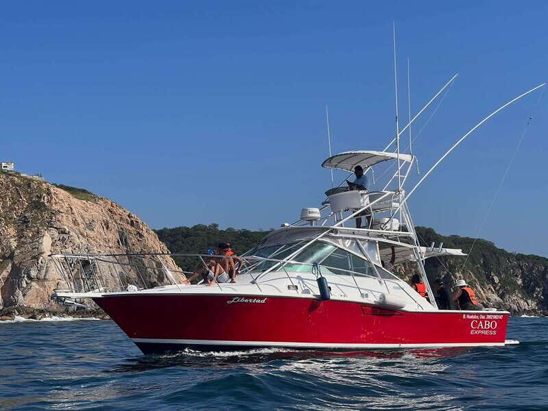 From Huatulco: Luxury yacht sportfishing - Key Points